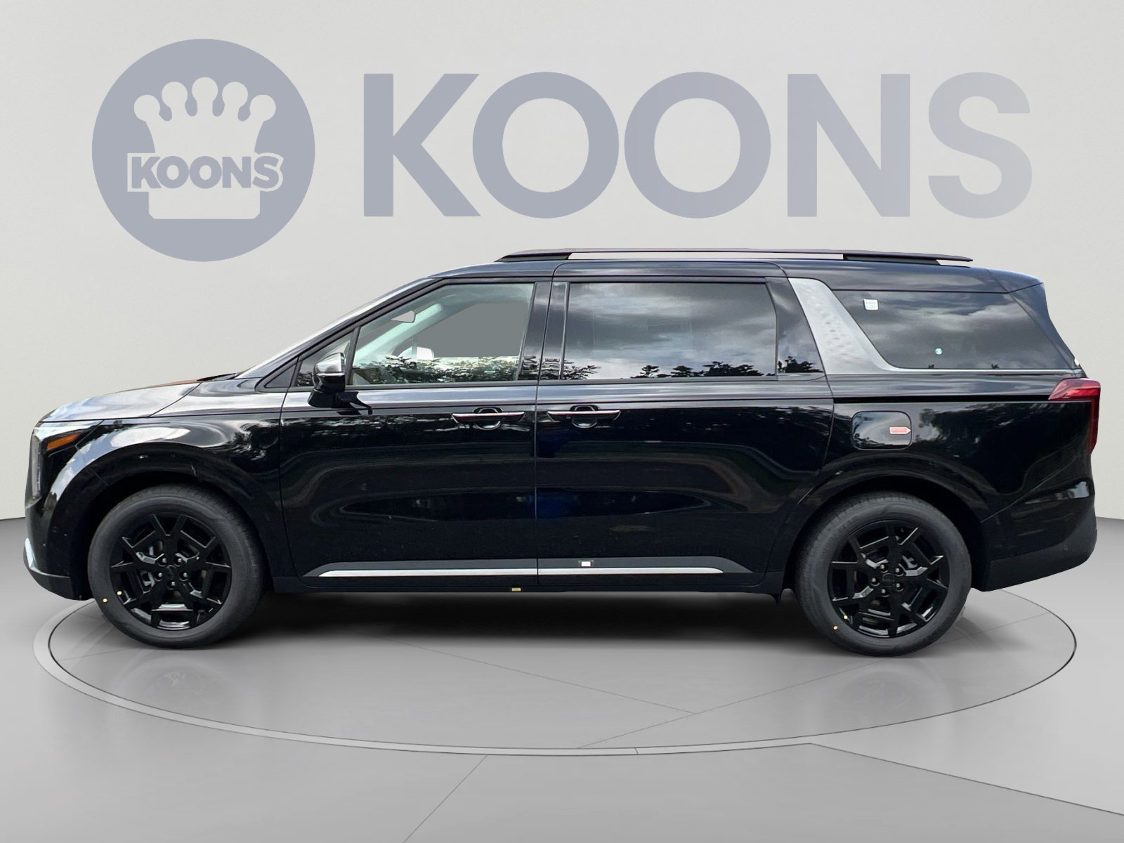 New 2027 Kia Carnival SX Prestige FWD image 2