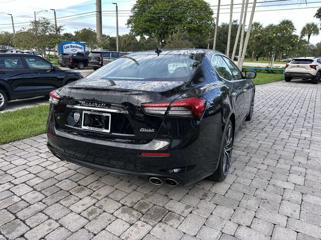 Used 2021 Maserati Ghibli S GranLusso RWD image 37