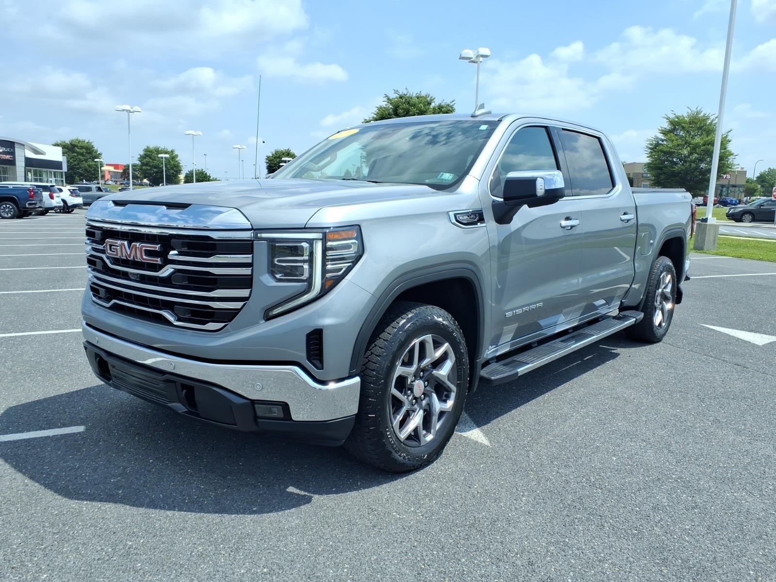 Certified 2023 GMC Sierra 1500 SLT w/ SLT Premium Plus Package AWD/4WD image 1
