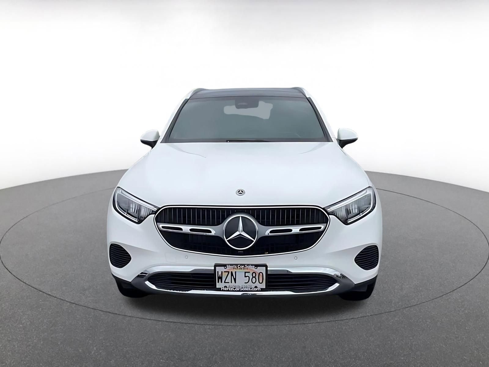 Used 2024 Mercedes-Benz GLC 300 image 4