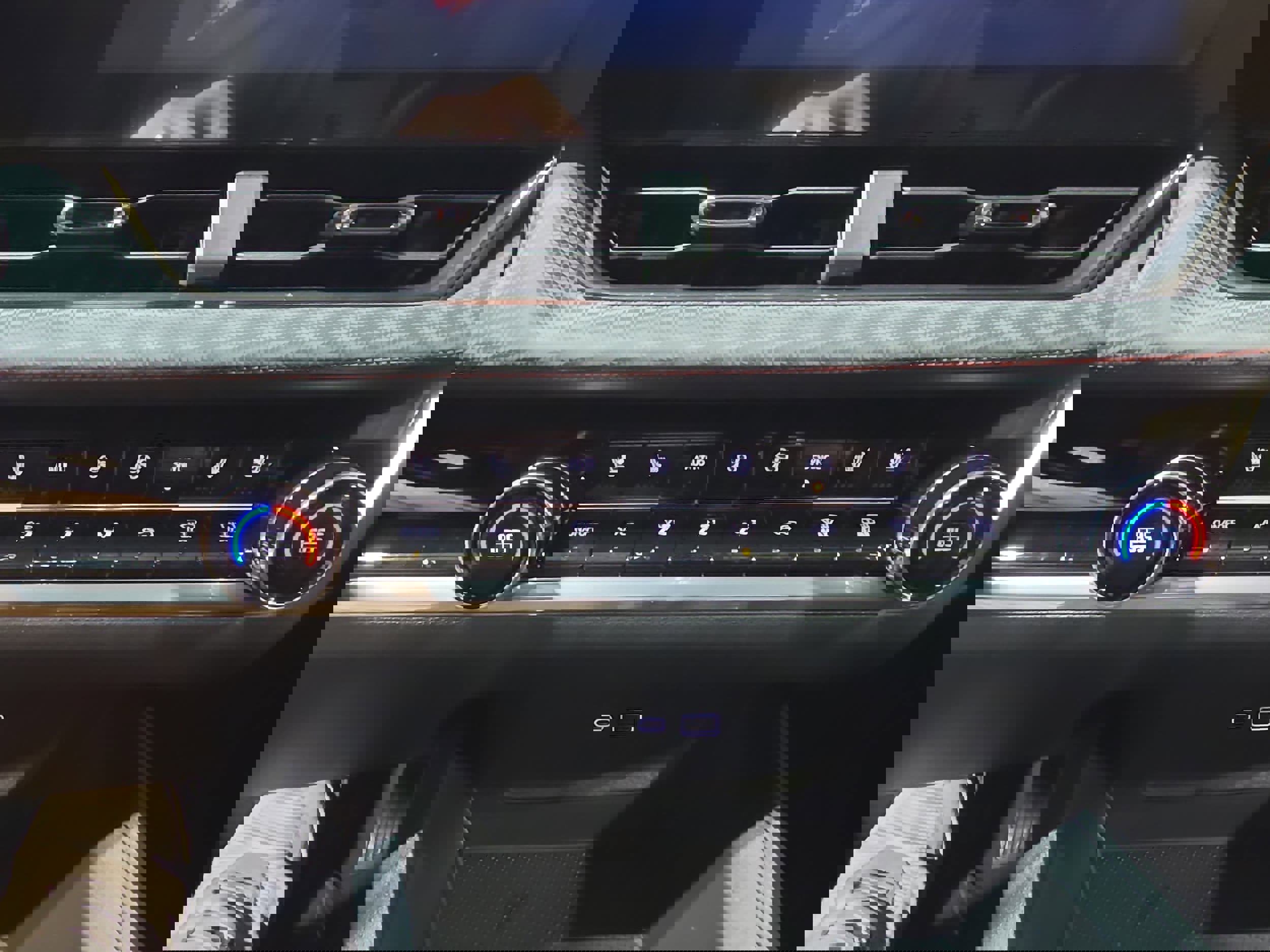 New 2026 Chevrolet Equinox RS image 18