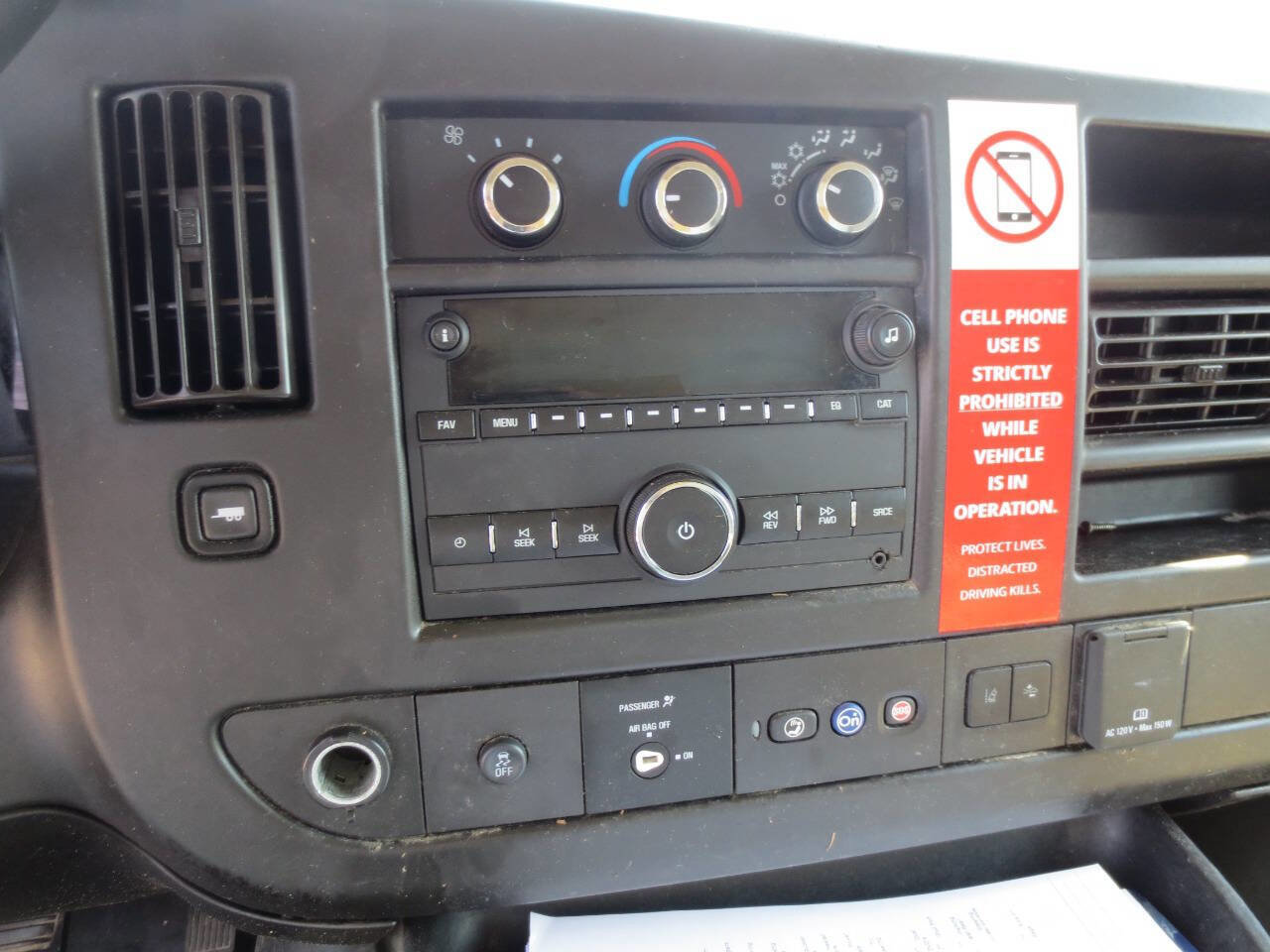 Used 2021 Chevrolet Express 3500 image 8