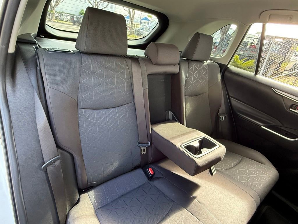 Used 2024 Toyota RAV4 XLE AWD/4WD image 42