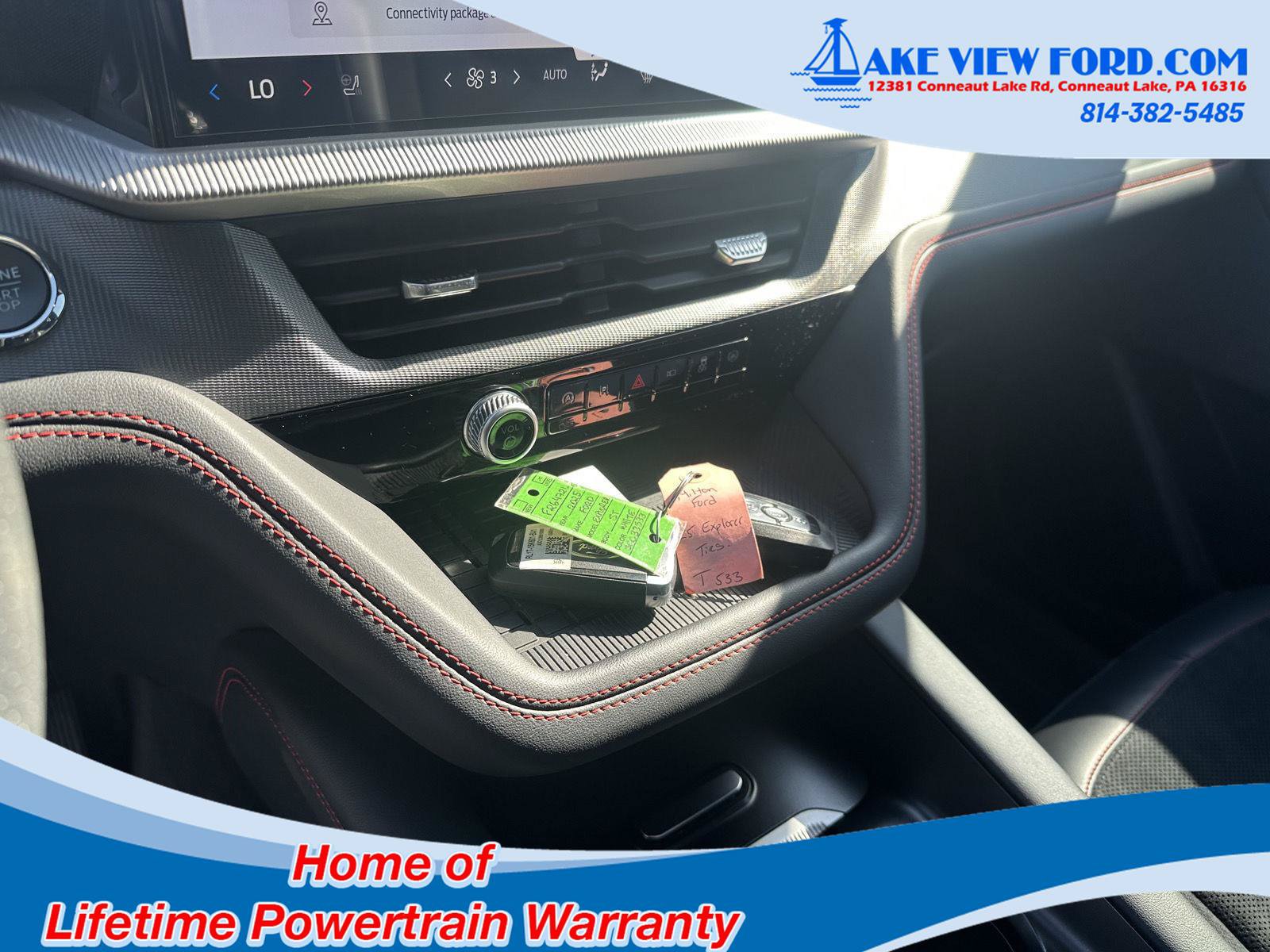 Used 2025 Ford Explorer ST AWD/4WD image 19