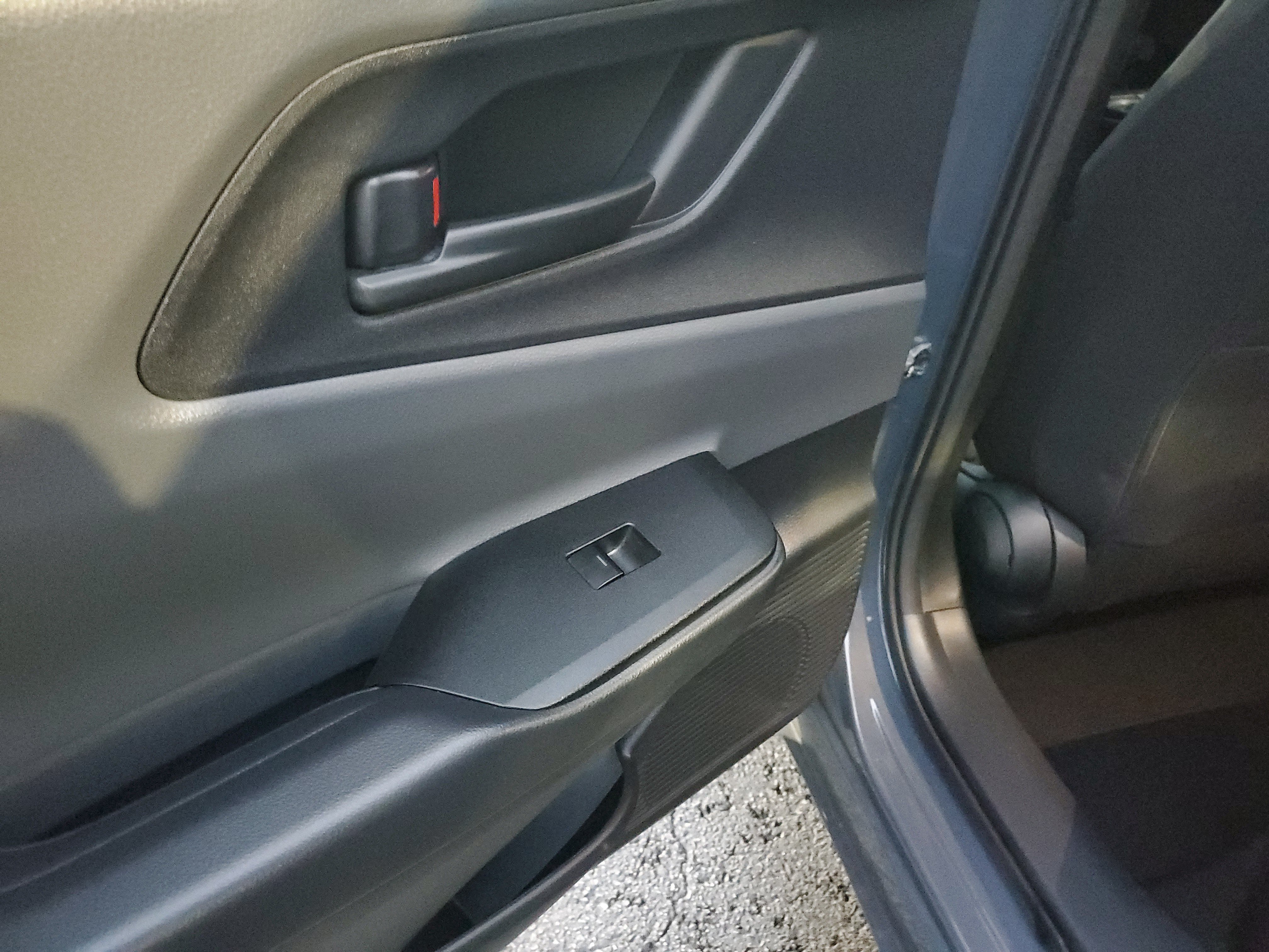 Certified 2024 Toyota Prius LE FWD image 13
