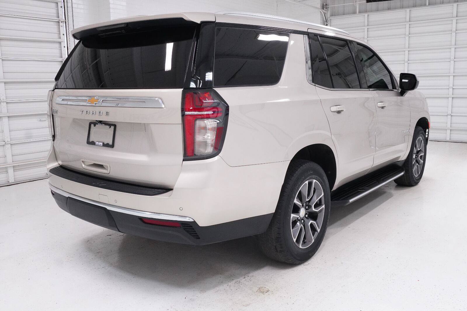 Used 2023 Chevrolet Tahoe LS RWD image 29