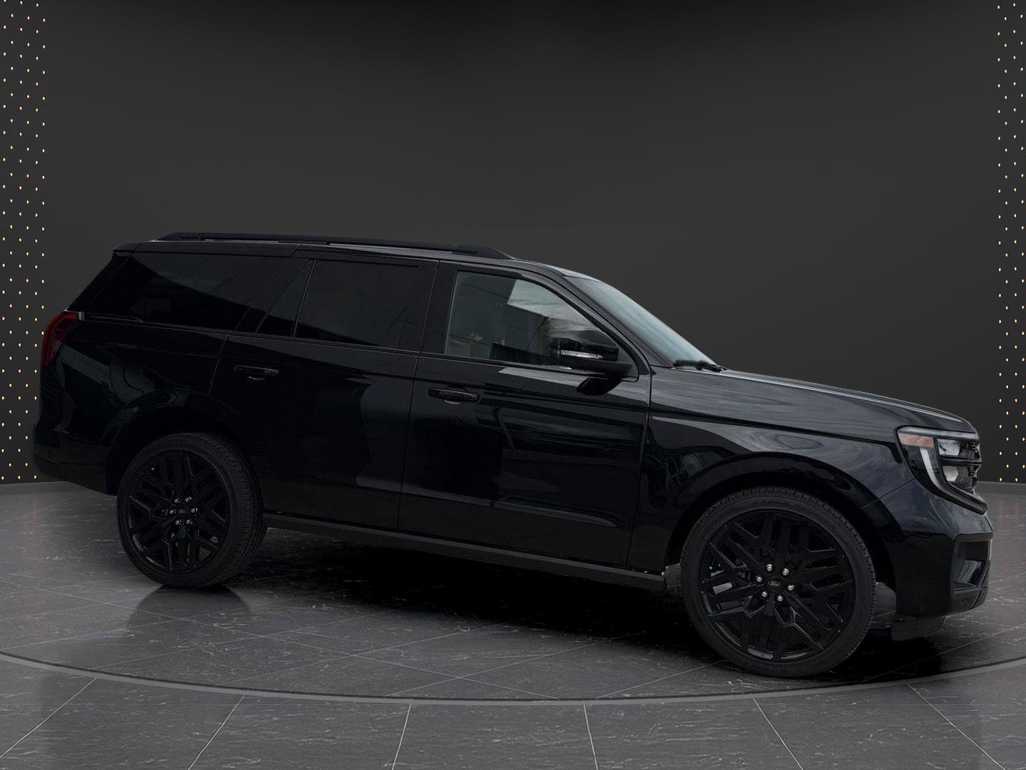 New 2026 Ford Expedition Platinum w/ Stealth Performance Package AWD/4WD image 4