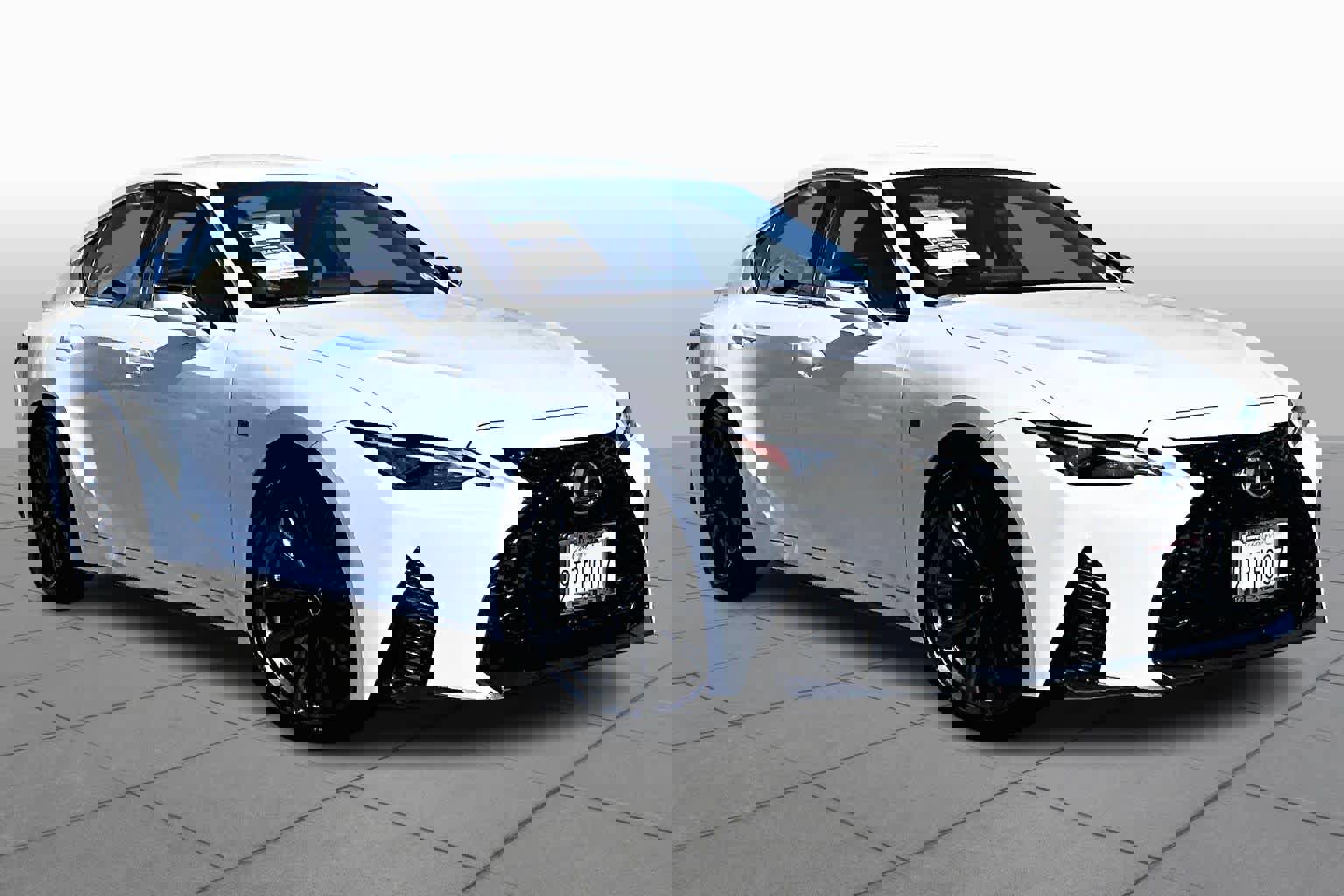 Certified 2025 Lexus IS 300 F Sport image 2