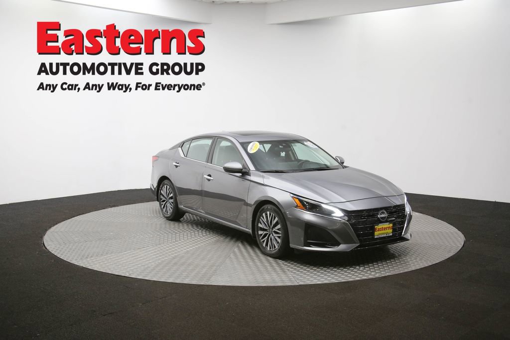Used 2024 Nissan Altima 2.5 SV w/ SV Premium Package image 48