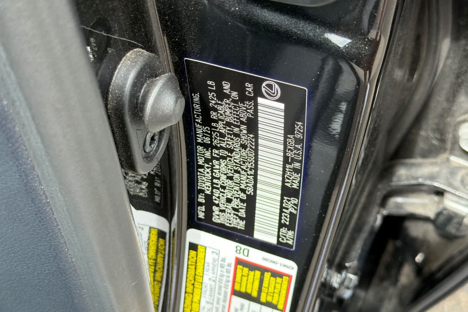 Certified 2025 Lexus ES 300h w/ Premium Package FWD image 34