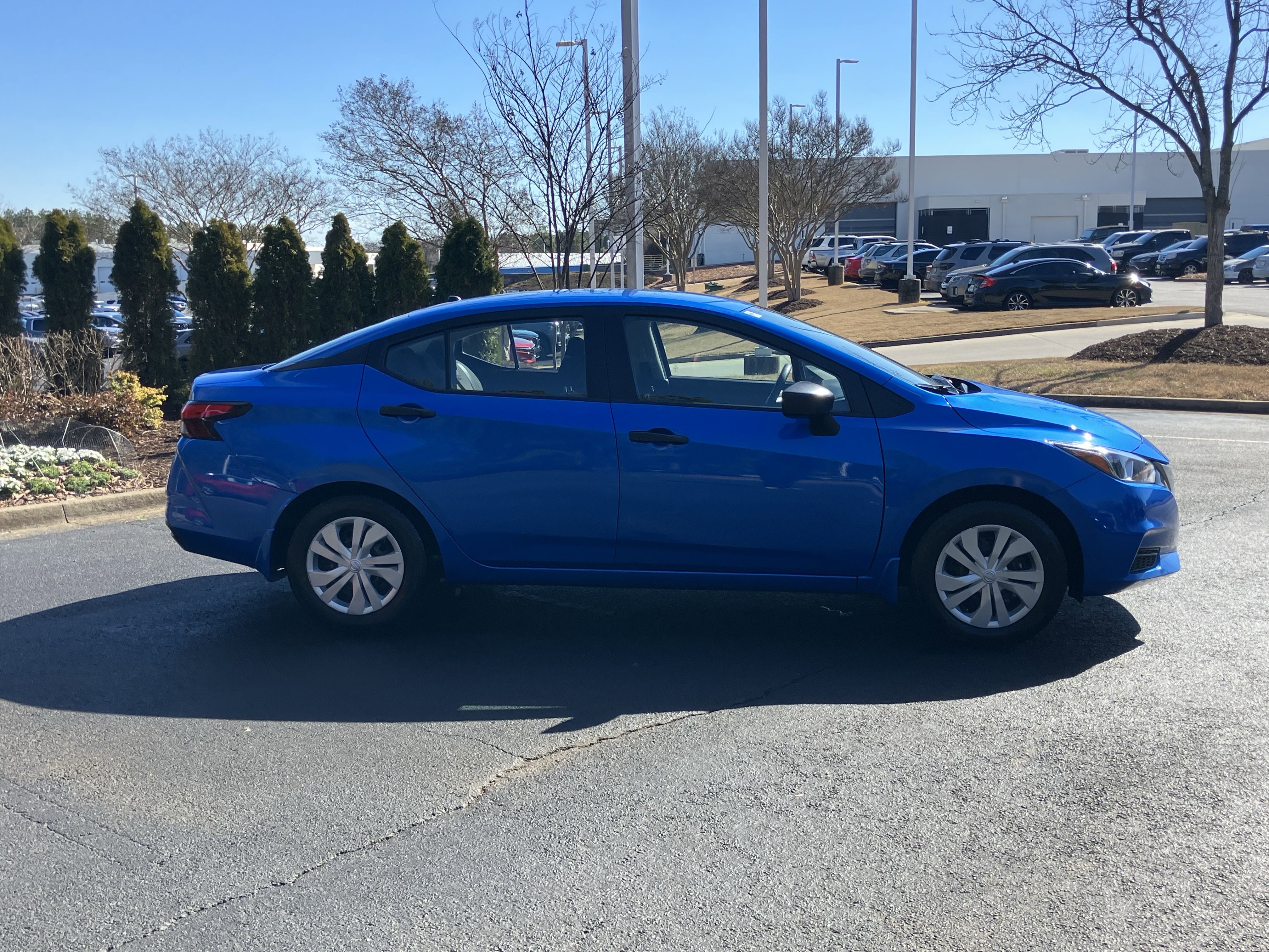 Used 2022 Nissan Versa S image 11