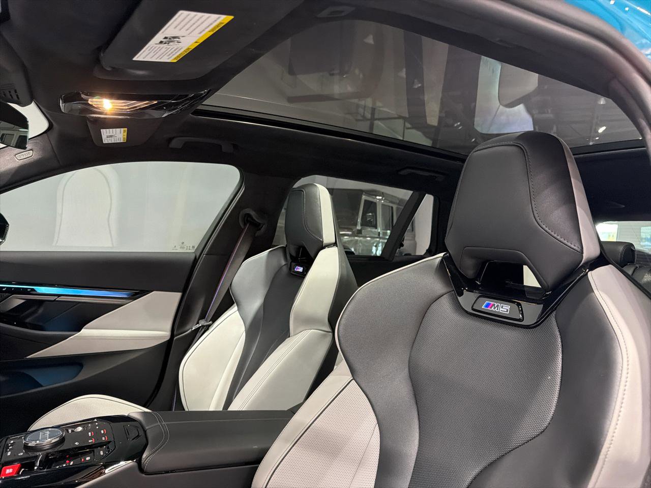 Used 2026 BMW M5 Touring image 17