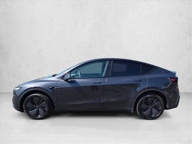 Used 2026 Tesla Model Y 2WD image 9