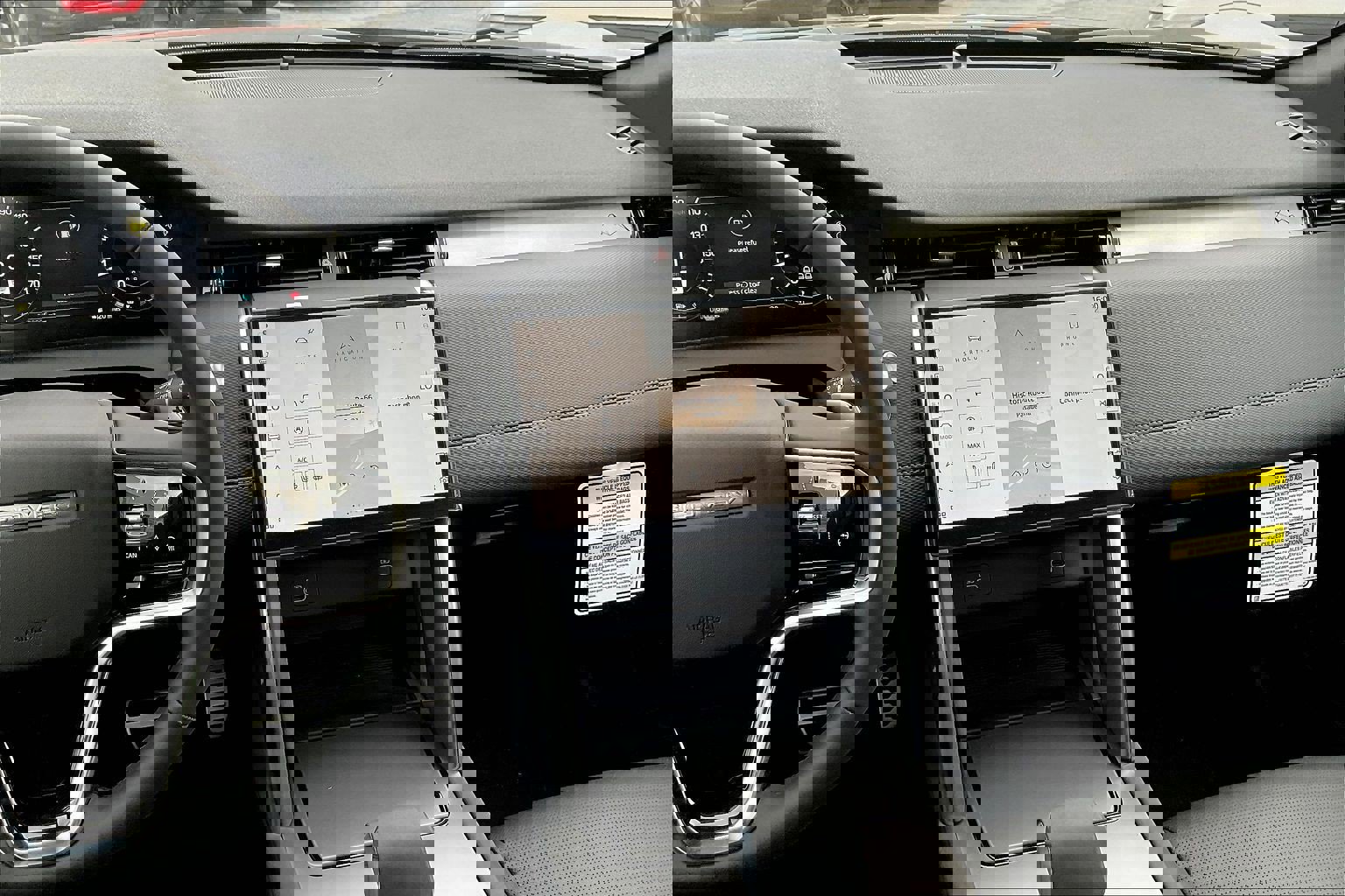 New 2026 Land Rover Discovery Sport Landmark image 9