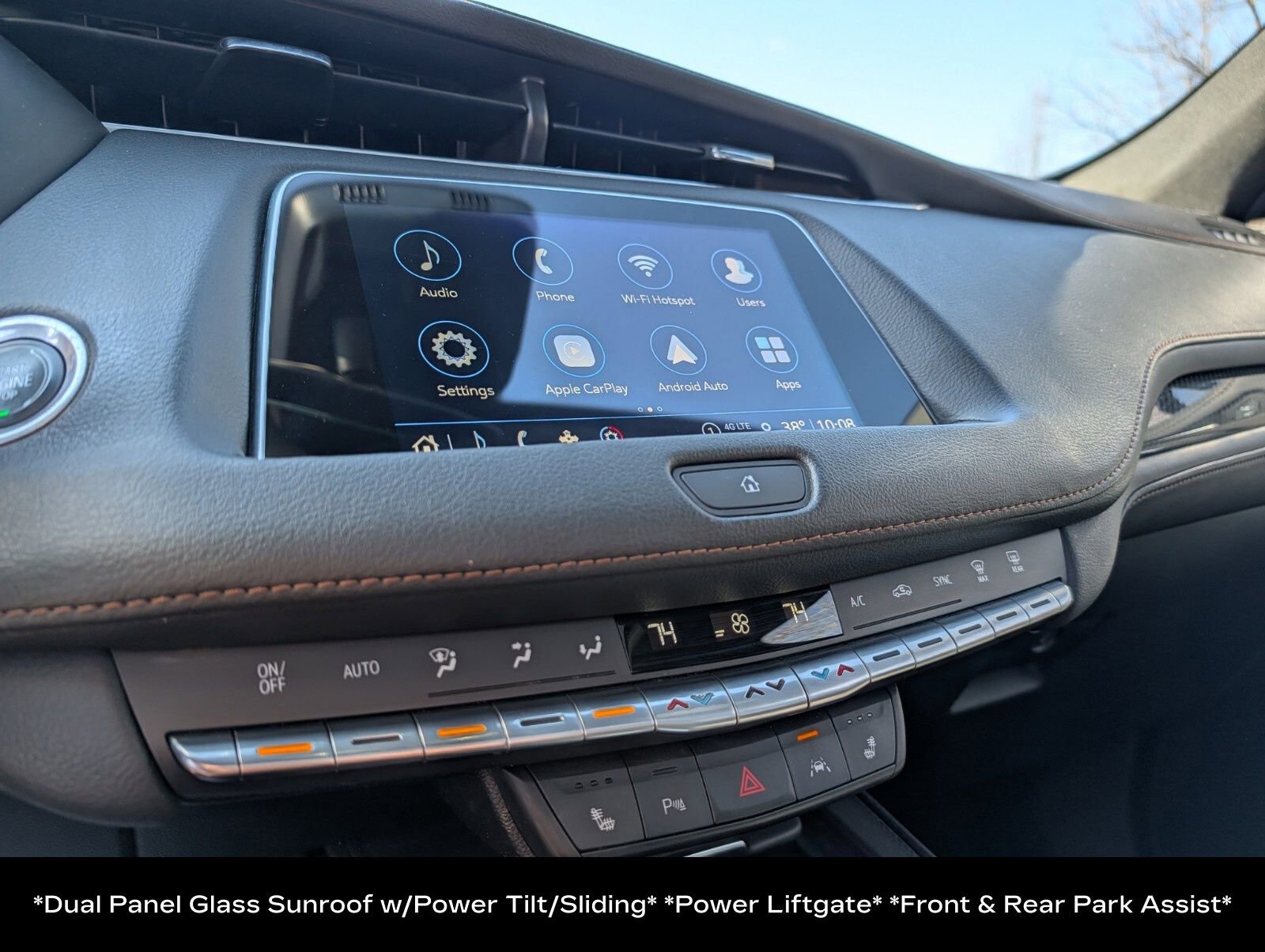 Used 2023 Cadillac XT4 Sport w/ LPO, Onyx Lite Package image 7