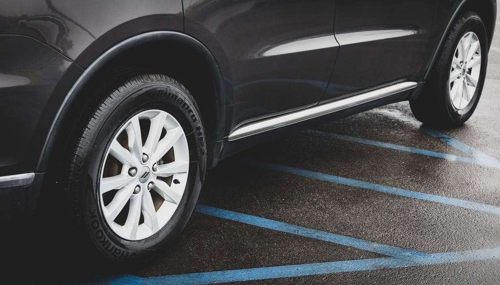 Used 2020 Dodge Durango SXT image 32