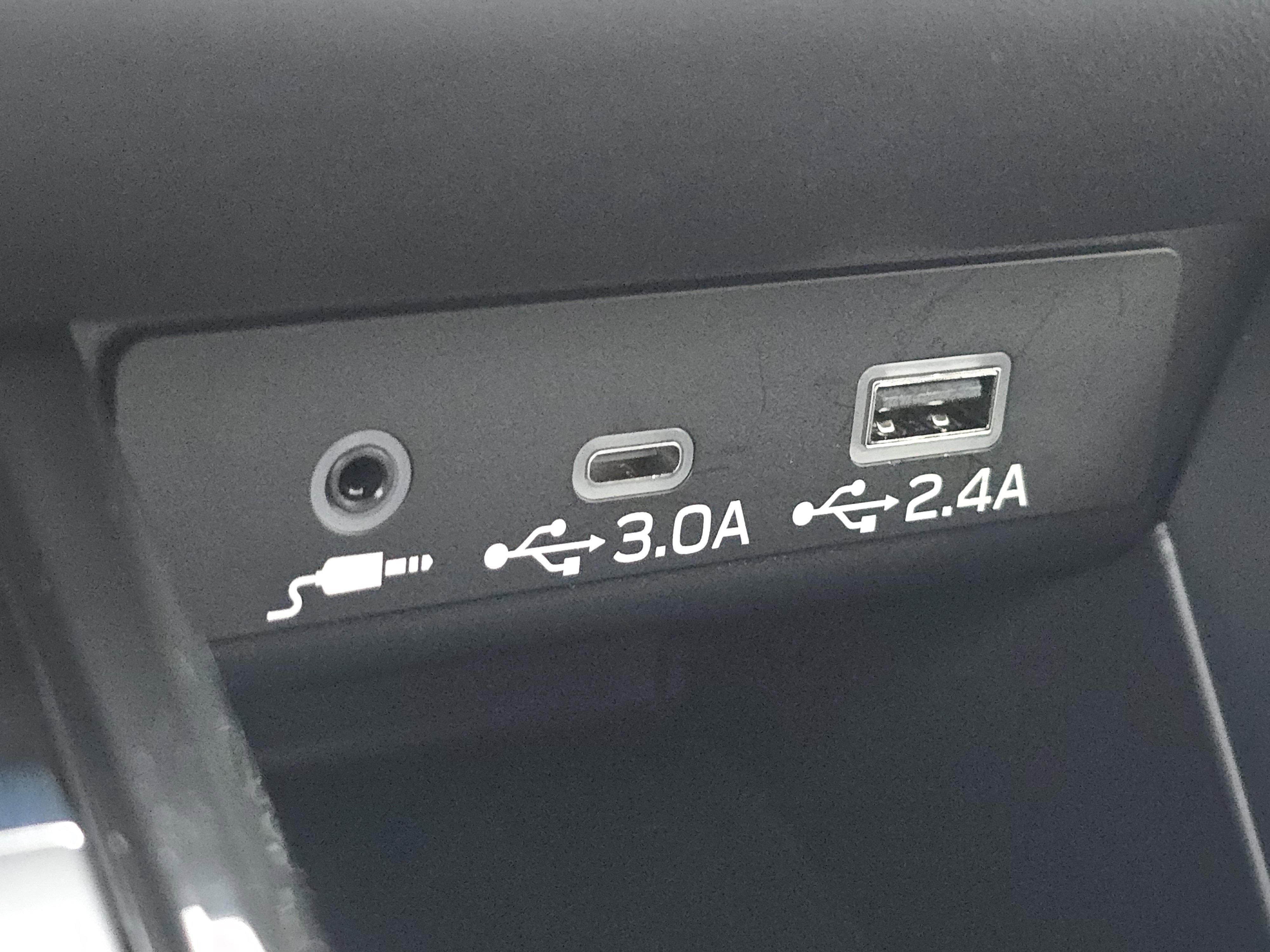 Certified 2025 Subaru Outback Premium w/ Popular Package #1A image 24