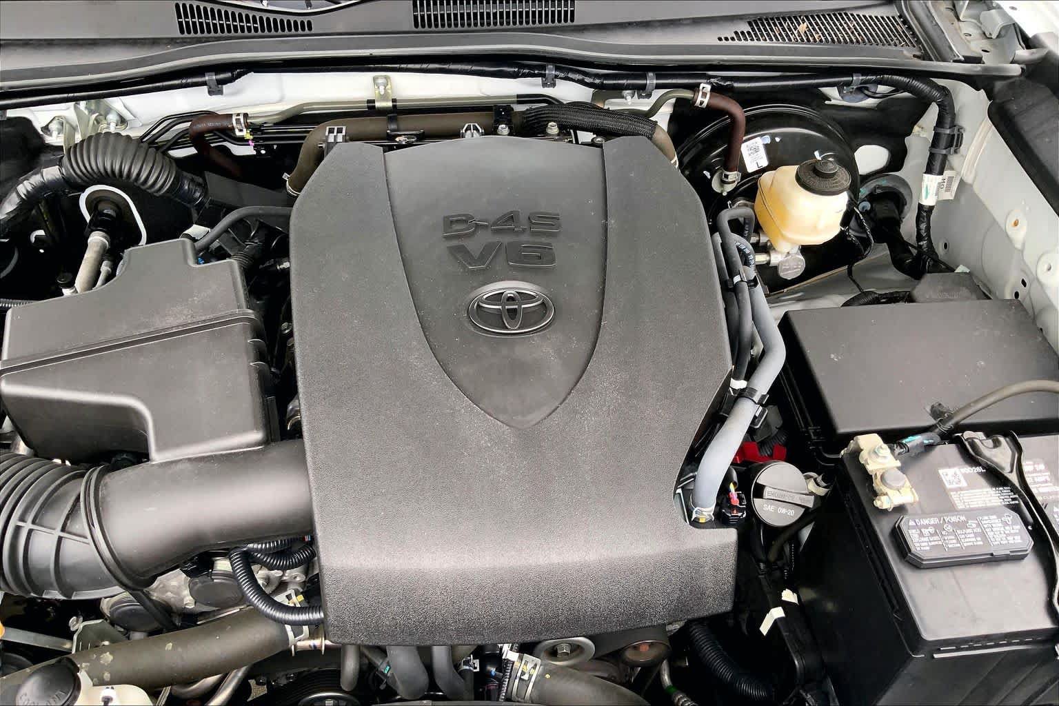 Used 2023 Toyota Tacoma SR5 RWD image 30