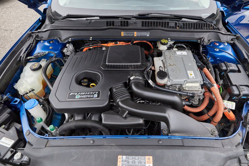 Used 2017 Ford Fusion Energi SE FWD image 9