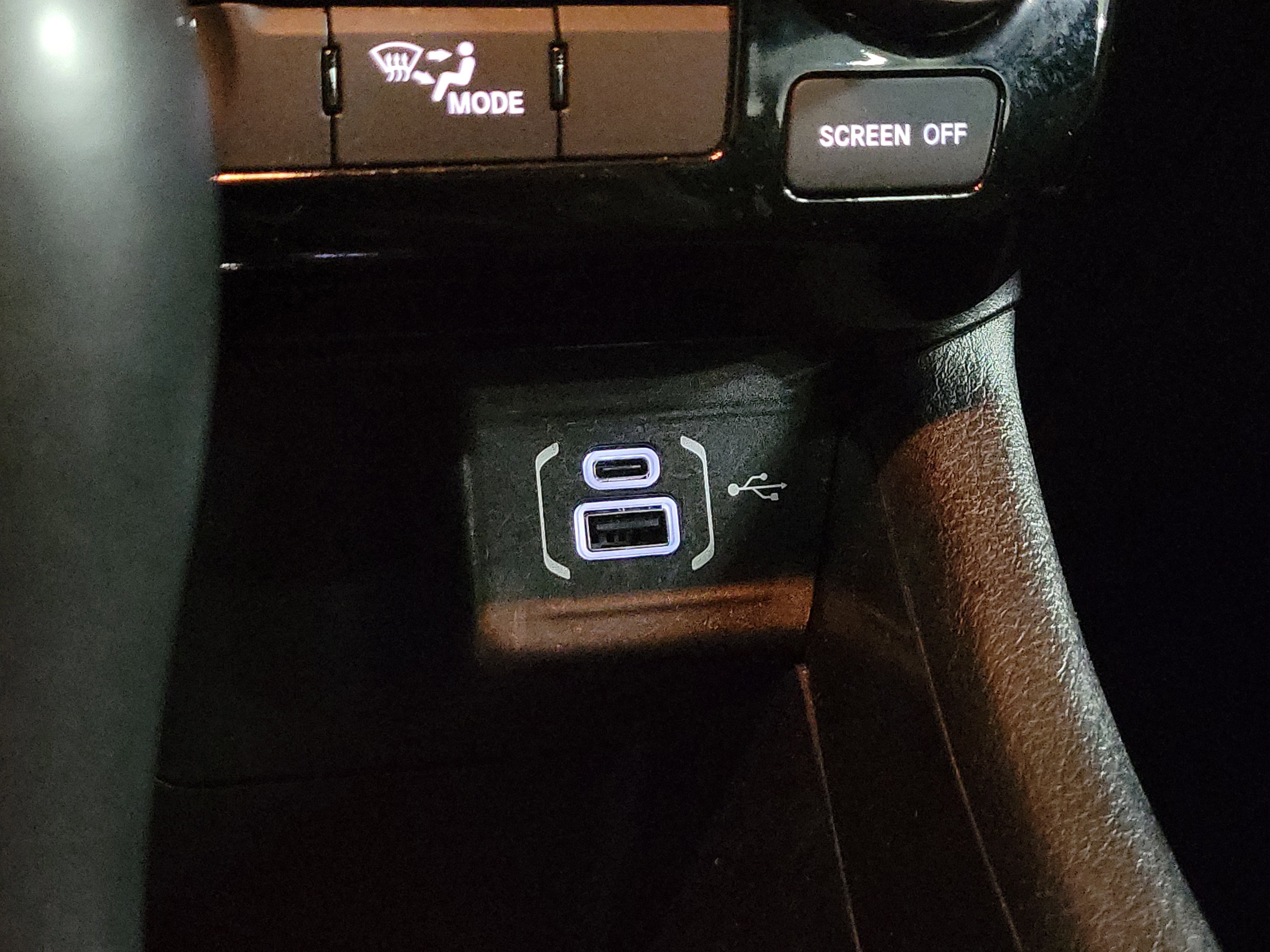 Used 2024 Jeep Compass Latitude AWD/4WD image 30