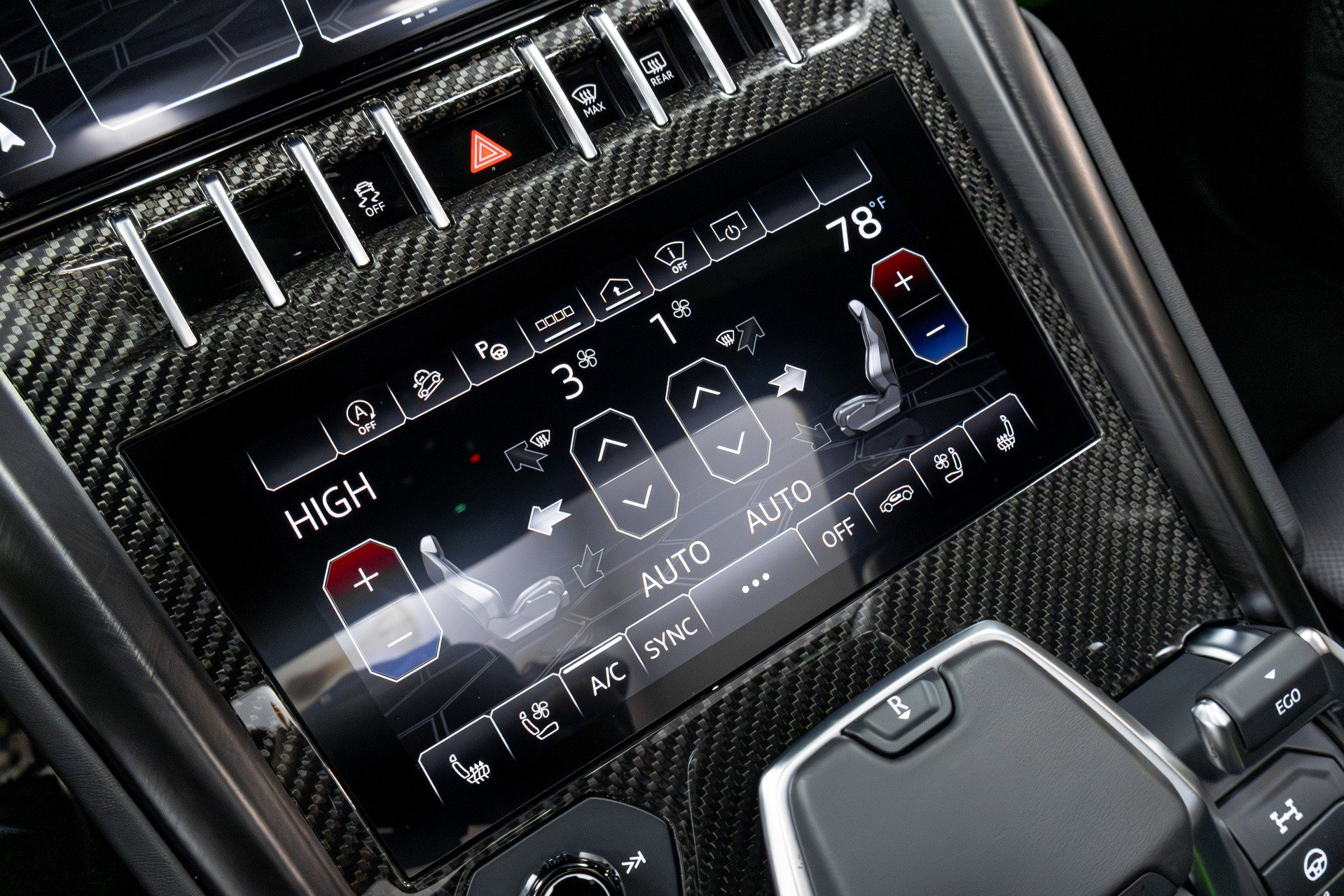 Used 2022 Lamborghini Urus image 82