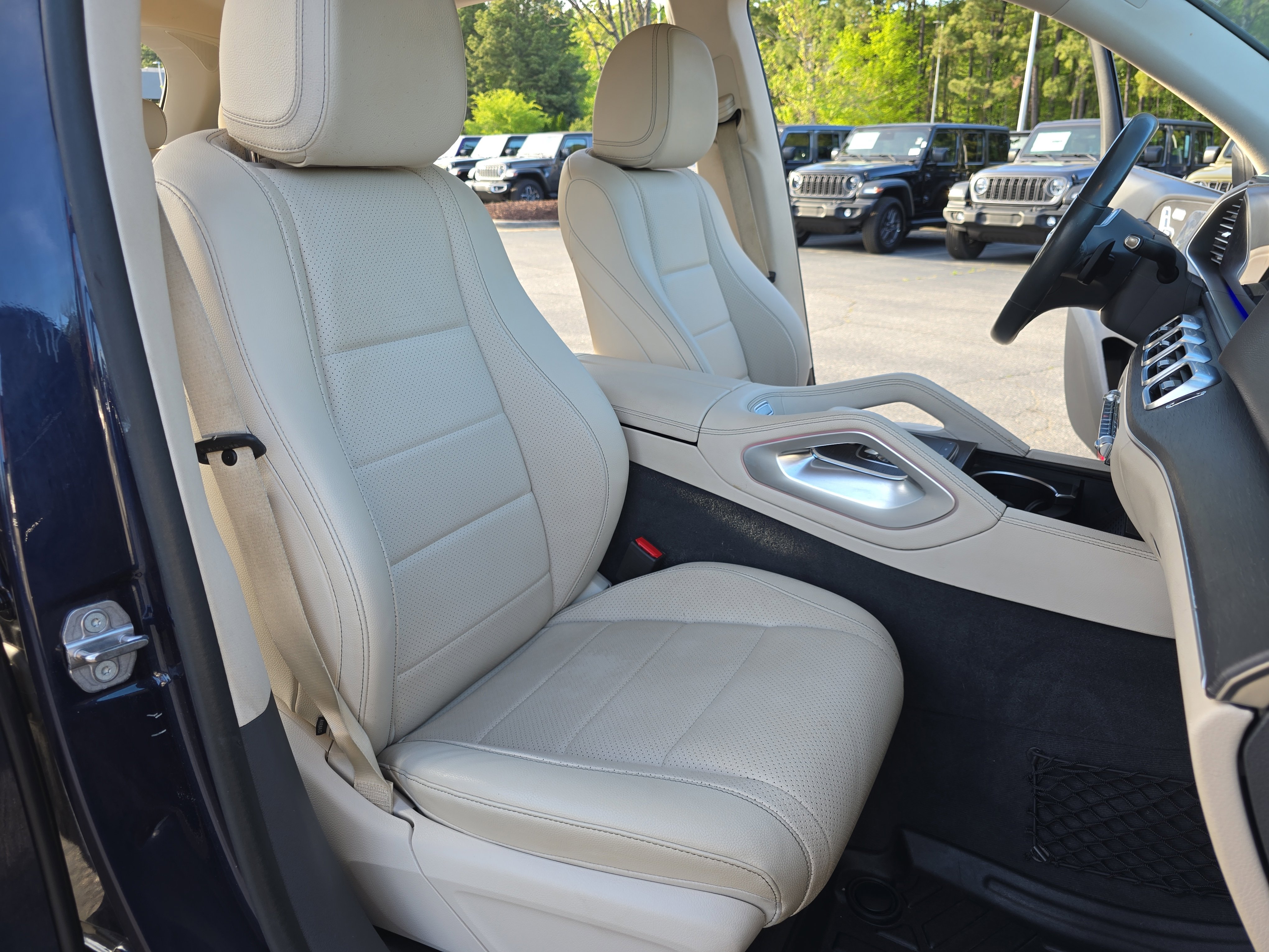 Used 2020 Mercedes-Benz GLE 350 4MATIC image 10