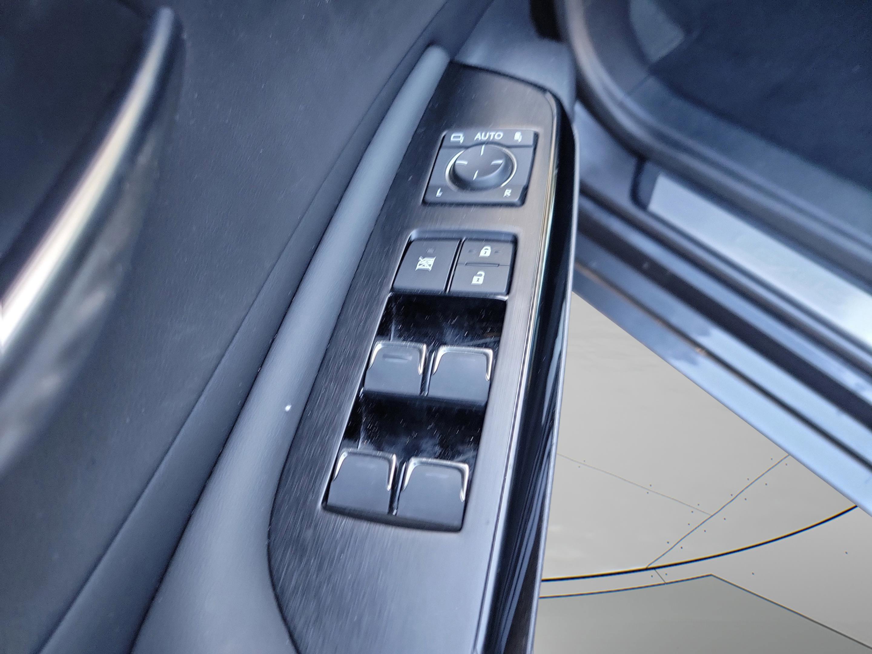 Used 2022 Lexus ES 350 w/ Premium Package image 28