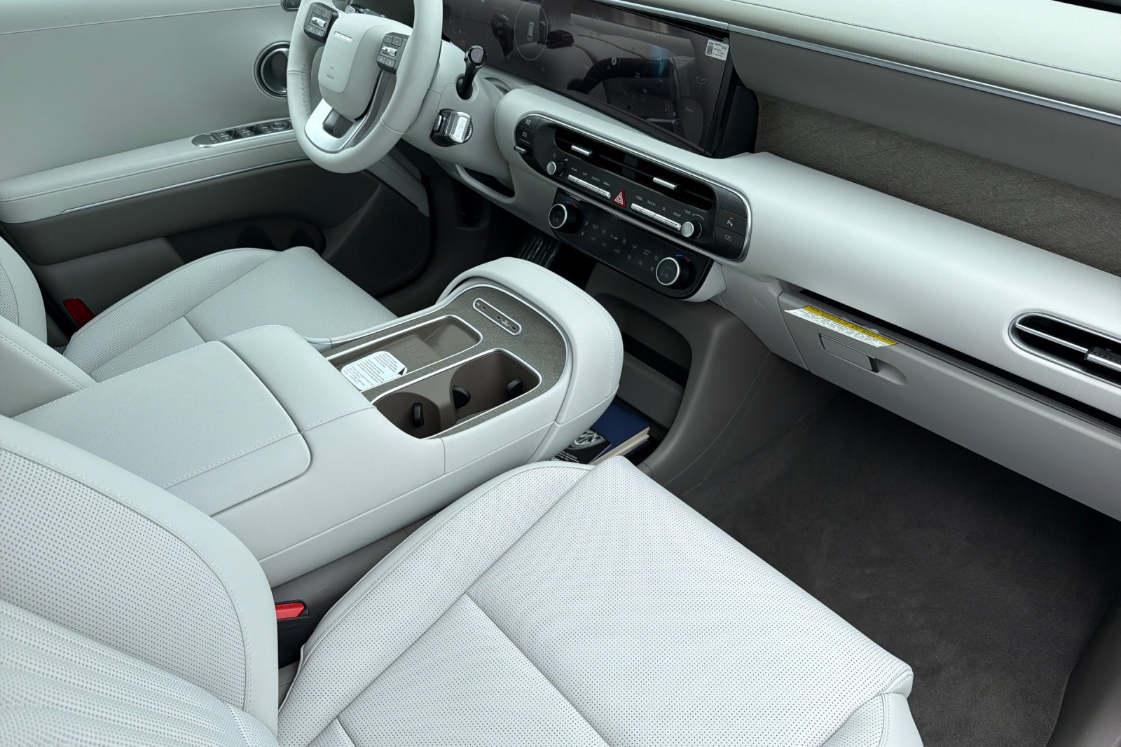 New 2026 Hyundai Palisade SEL Premium FWD image 16
