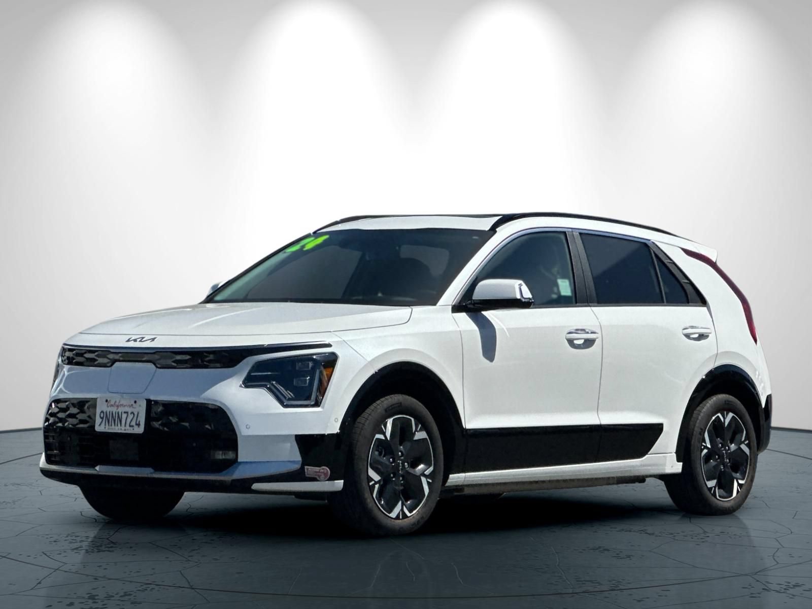Used 2024 Kia Niro Wave FWD image 8