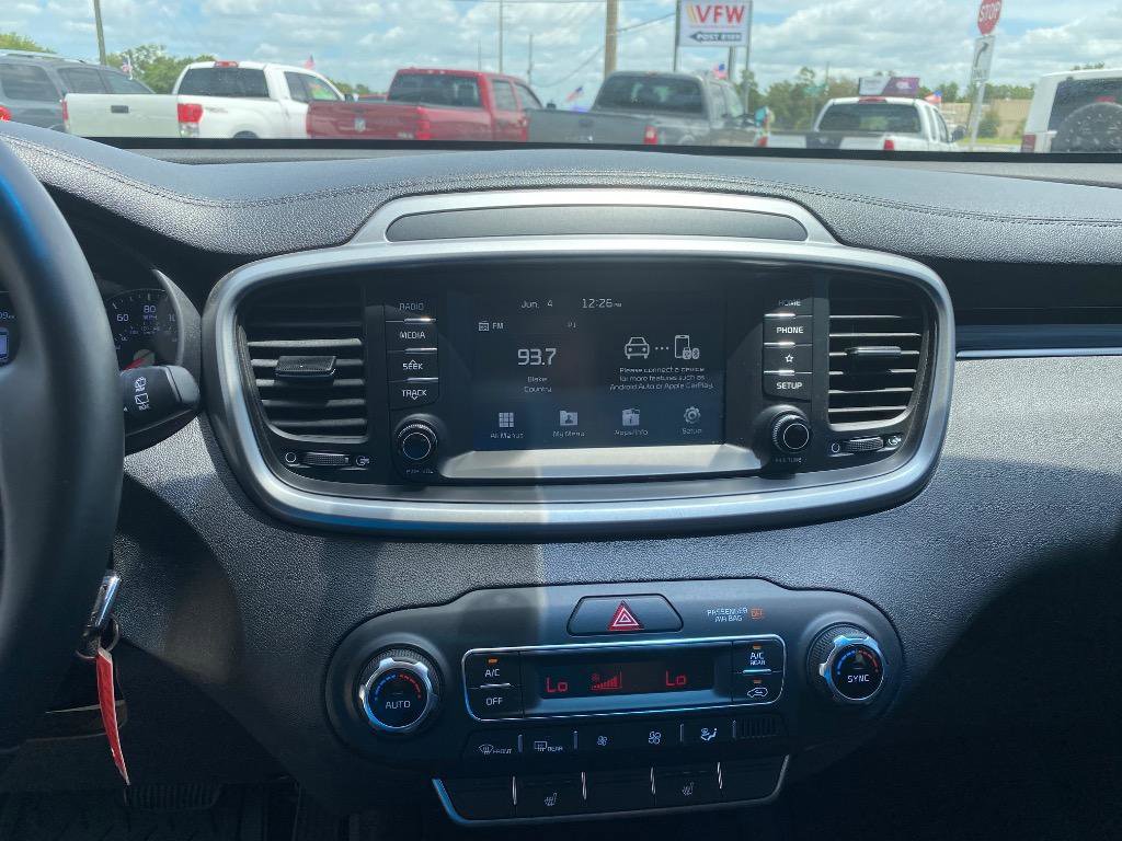 Used 2019 Kia Sorento S FWD image 27