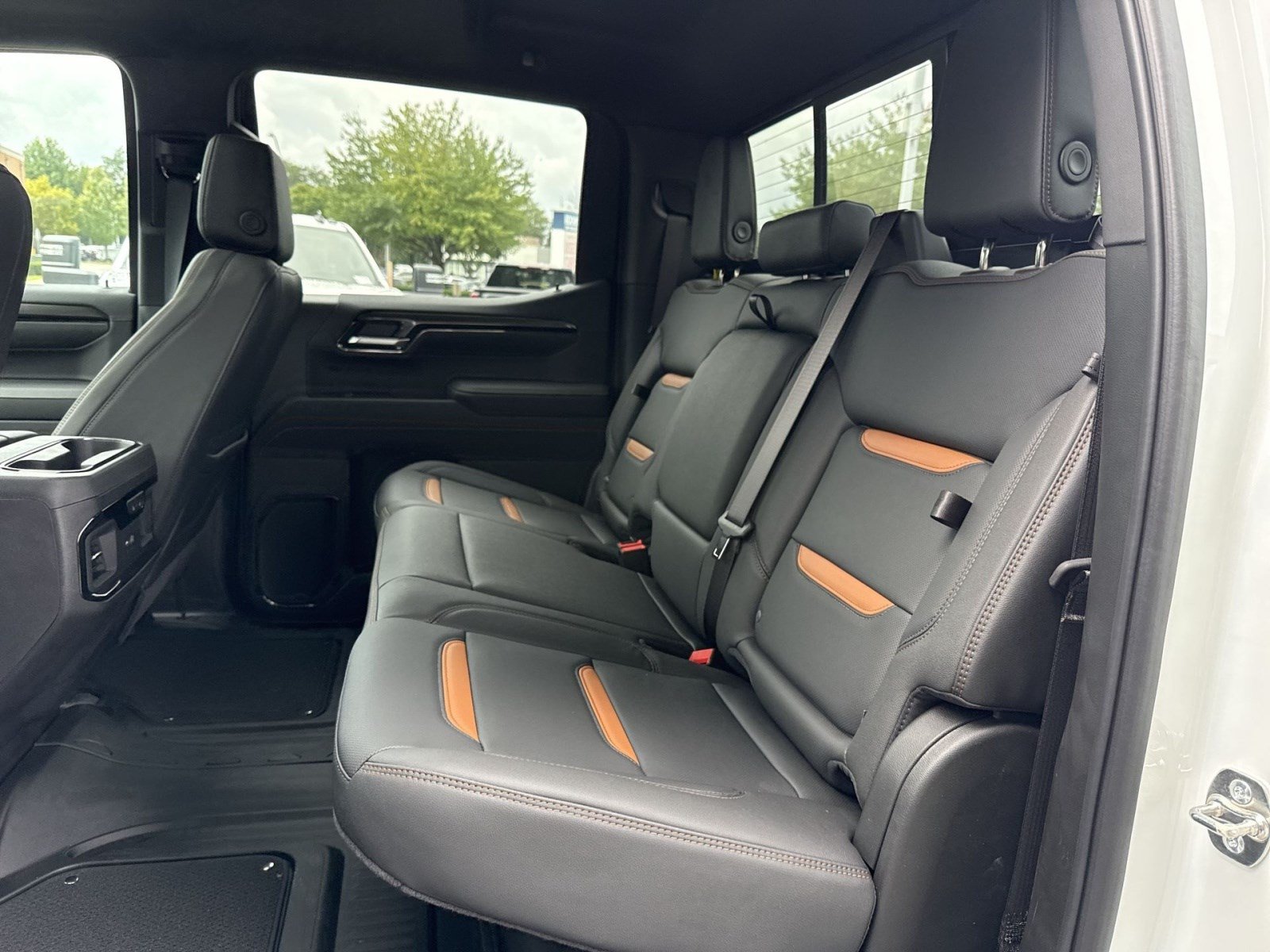 New 2026 GMC Sierra 1500 AT4 w/ AT4 Premium Package AWD/4WD image 18