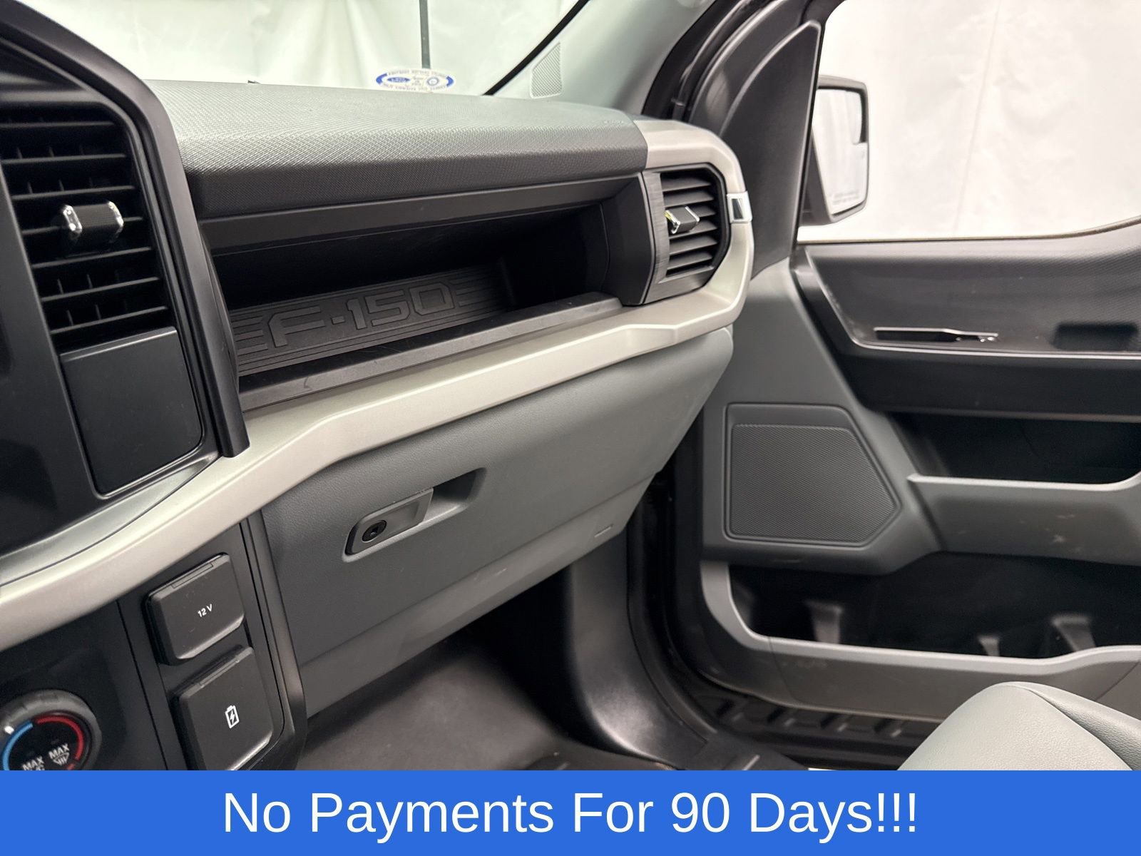 Used 2022 Ford F150 XL image 24