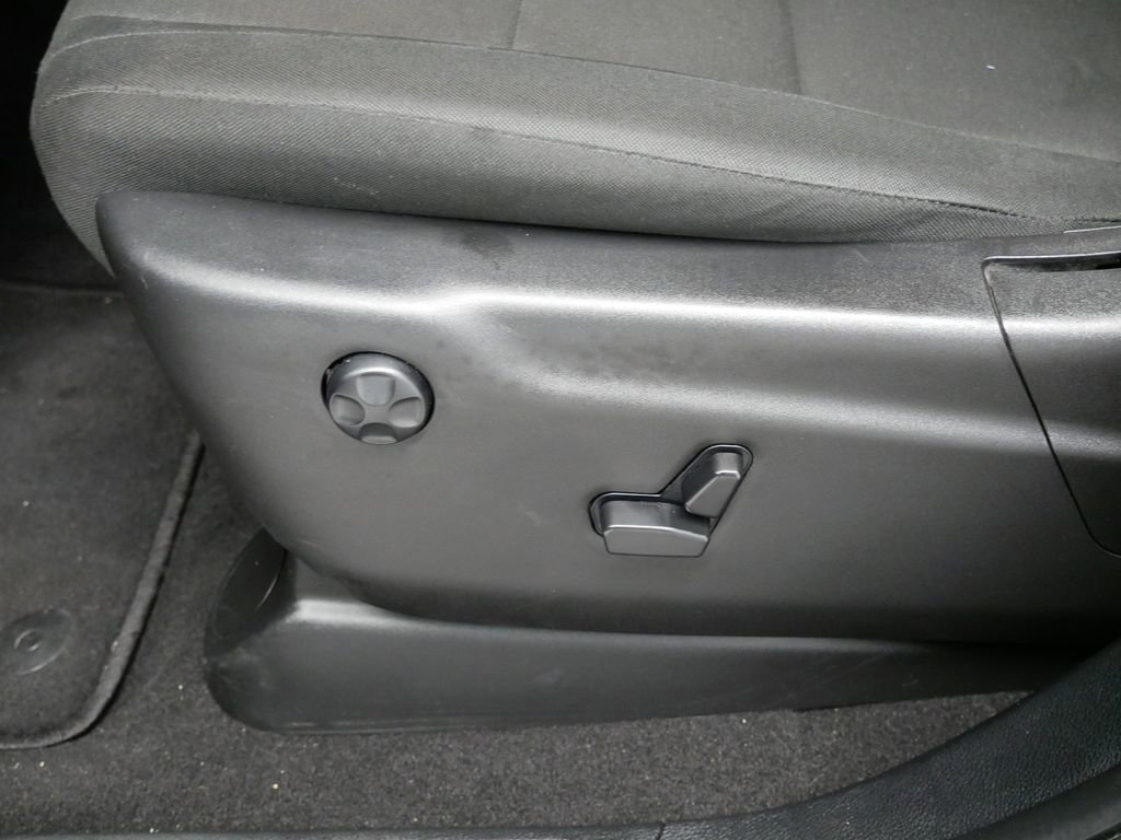 Certified 2024 Dodge Durango GT image 22