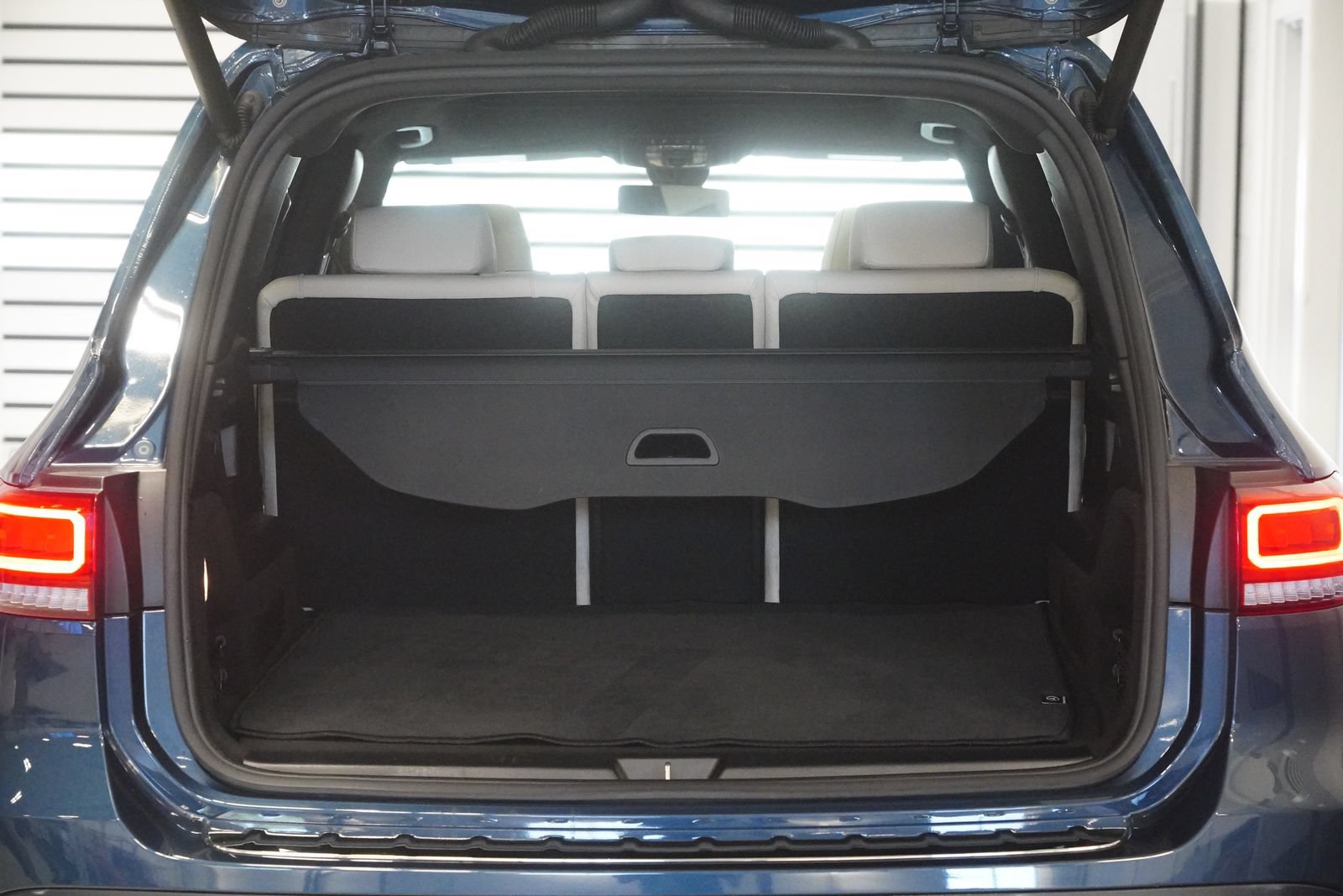 Used 2022 Mercedes-Benz GLB 250 4MATIC image 29