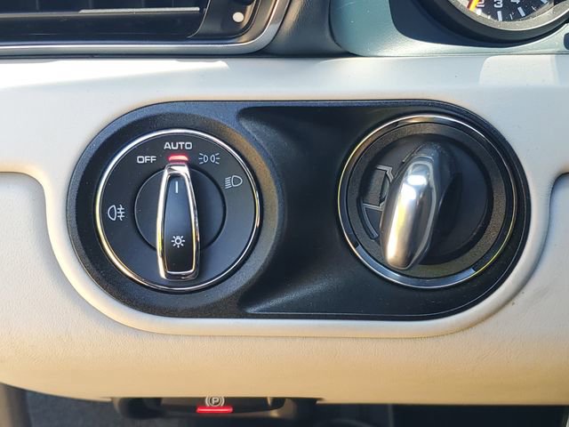 Used 2018 Porsche 911 Carrera GTS image 33
