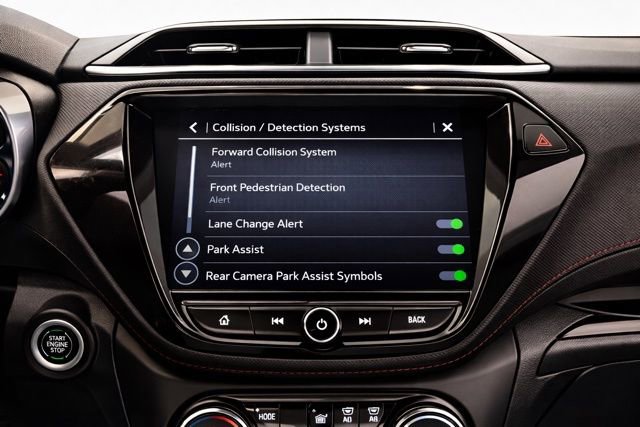 Used 2021 Chevrolet TrailBlazer RS w/ Convenience Package image 24