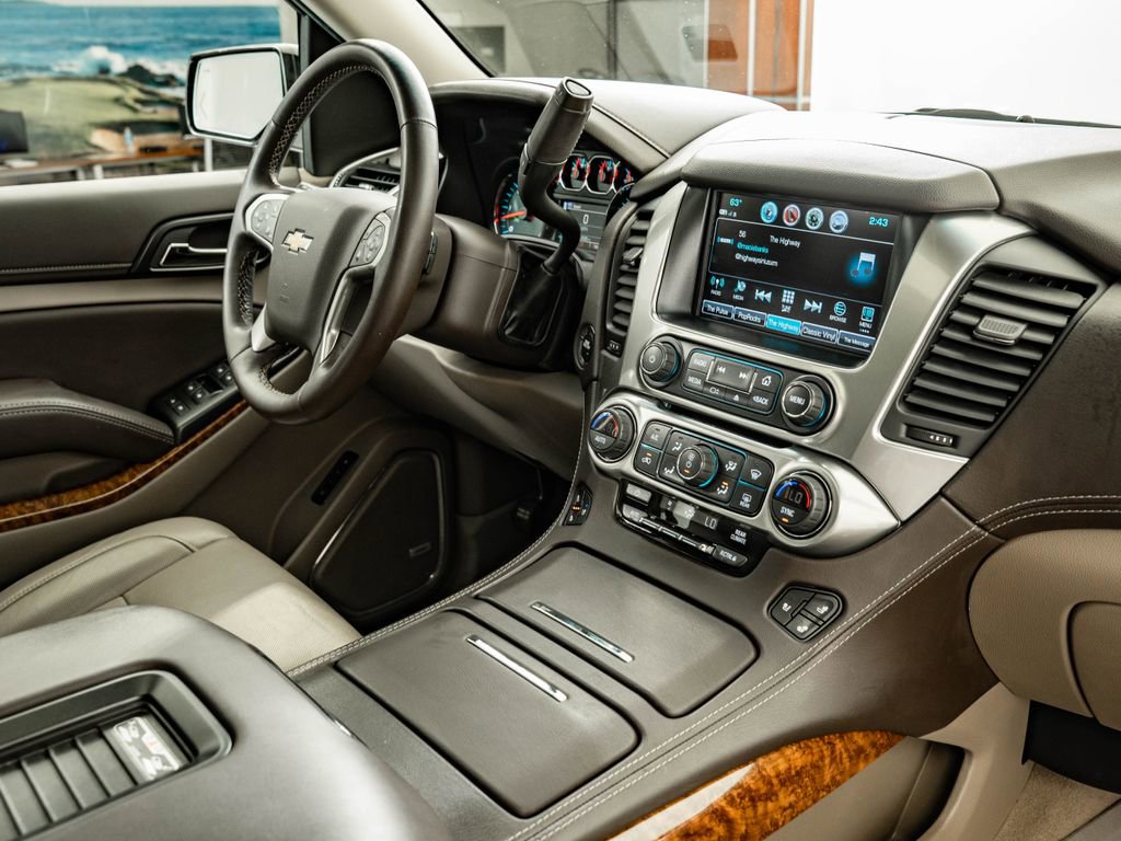 Used 2019 Chevrolet Tahoe Premier w/ RST 6.2L Performance Edition AWD/4WD image 51
