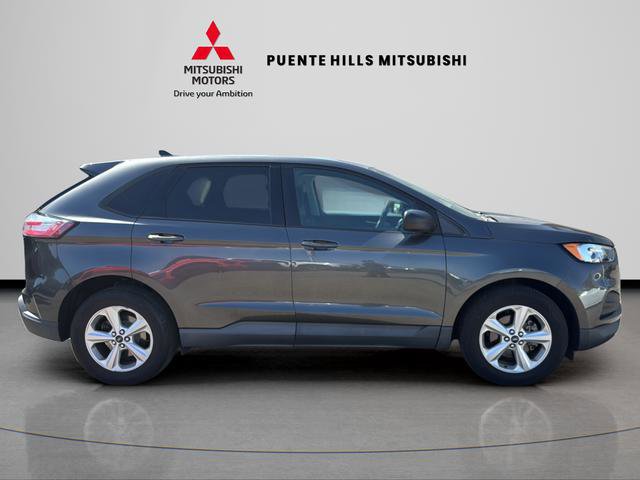 Used 2019 Ford Edge SE FWD image 4