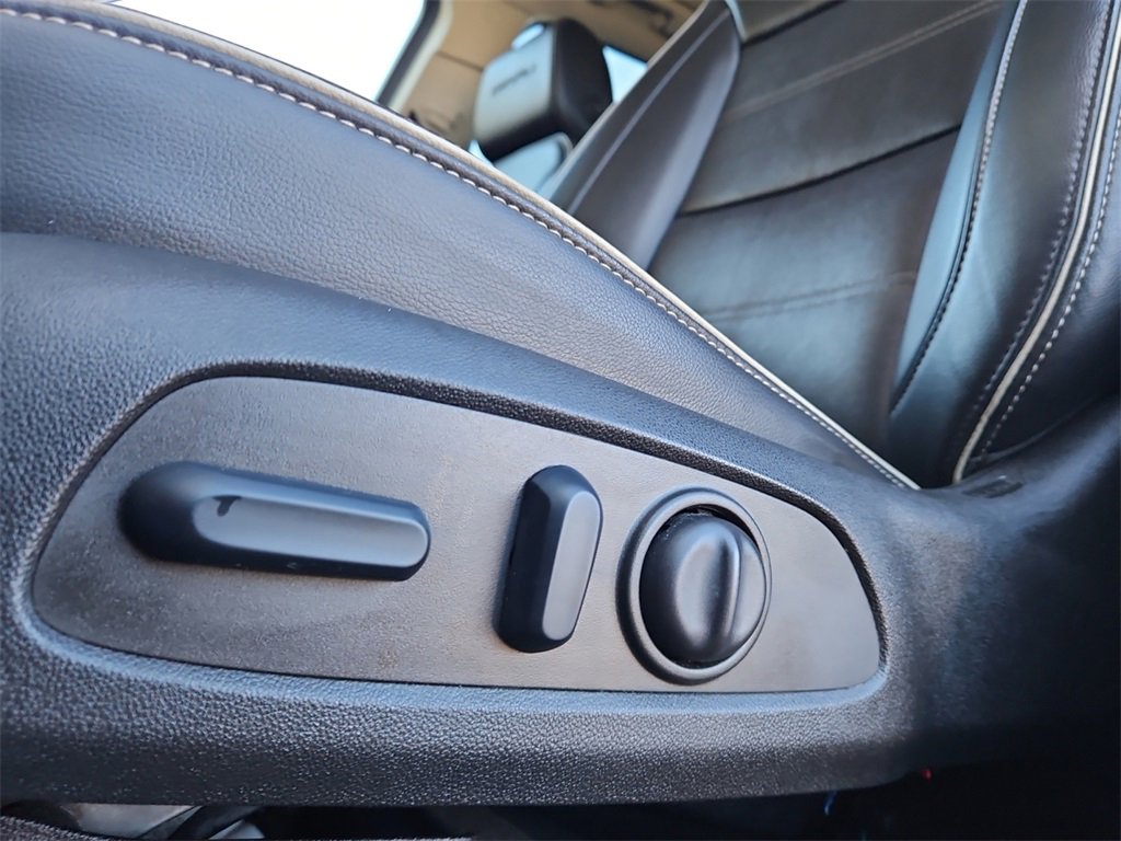 Used 2023 GMC Acadia Denali w/ Trailering Package image 35