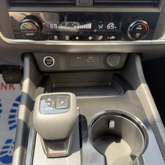 Used 2023 Nissan Rogue SV AWD/4WD image 20