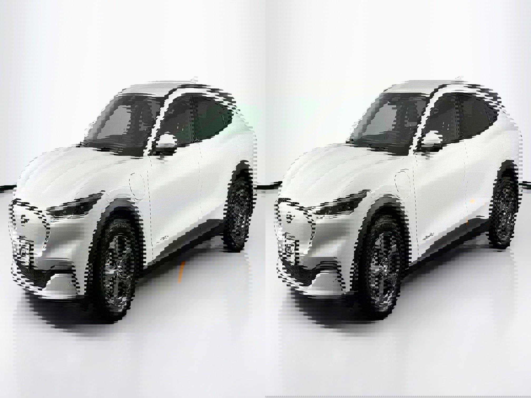 Used 2022 Ford Mustang Mach-E Select AWD/4WD image 6