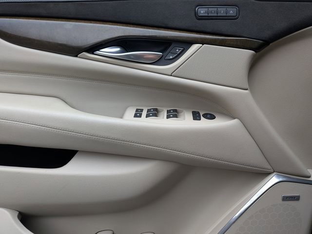 Used 2018 Cadillac Escalade Luxury image 26
