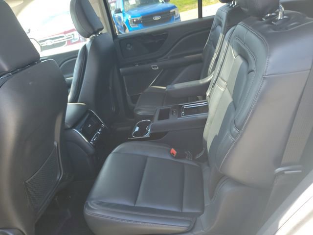 Used 2025 Lincoln Aviator Reserve w/ Illumination Package AWD/4WD image 29