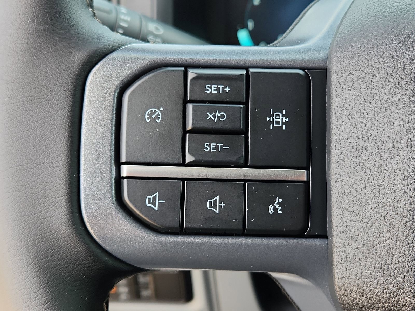 New 2025 Ford F150 XLT w/ Equipment Group 301A Standard image 19