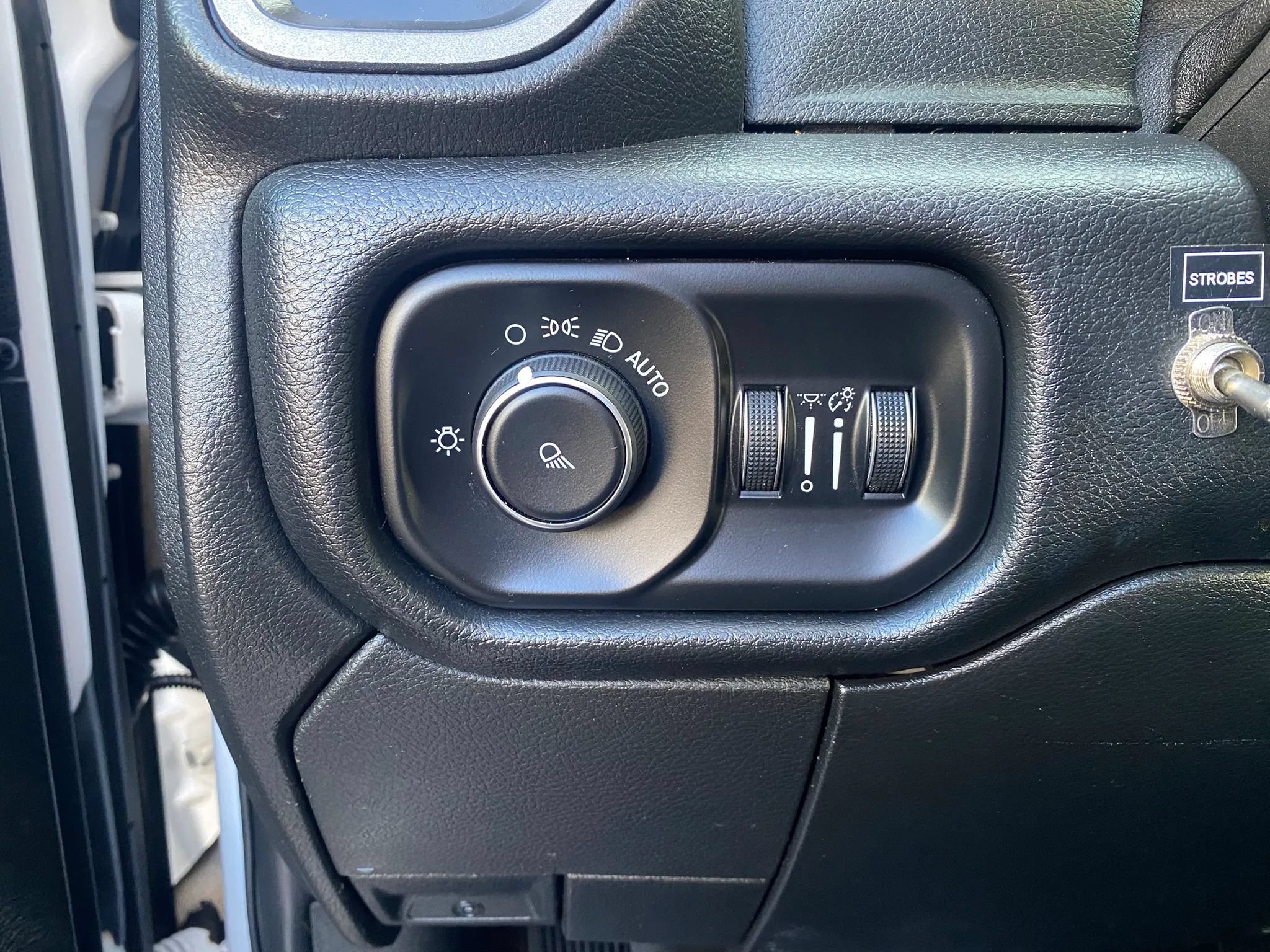 Used 2020 RAM 3500 Tradesman AWD/4WD image 21