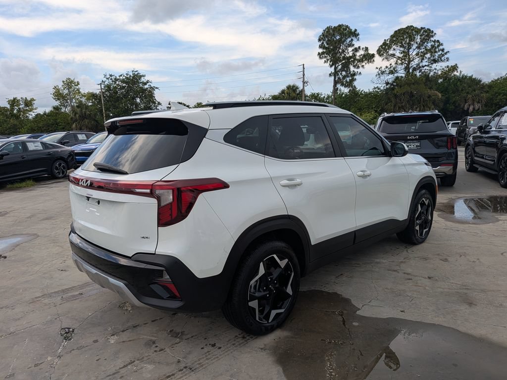 Certified 2025 Kia Seltos EX w/ EX Sunroof Package AWD/4WD image 7