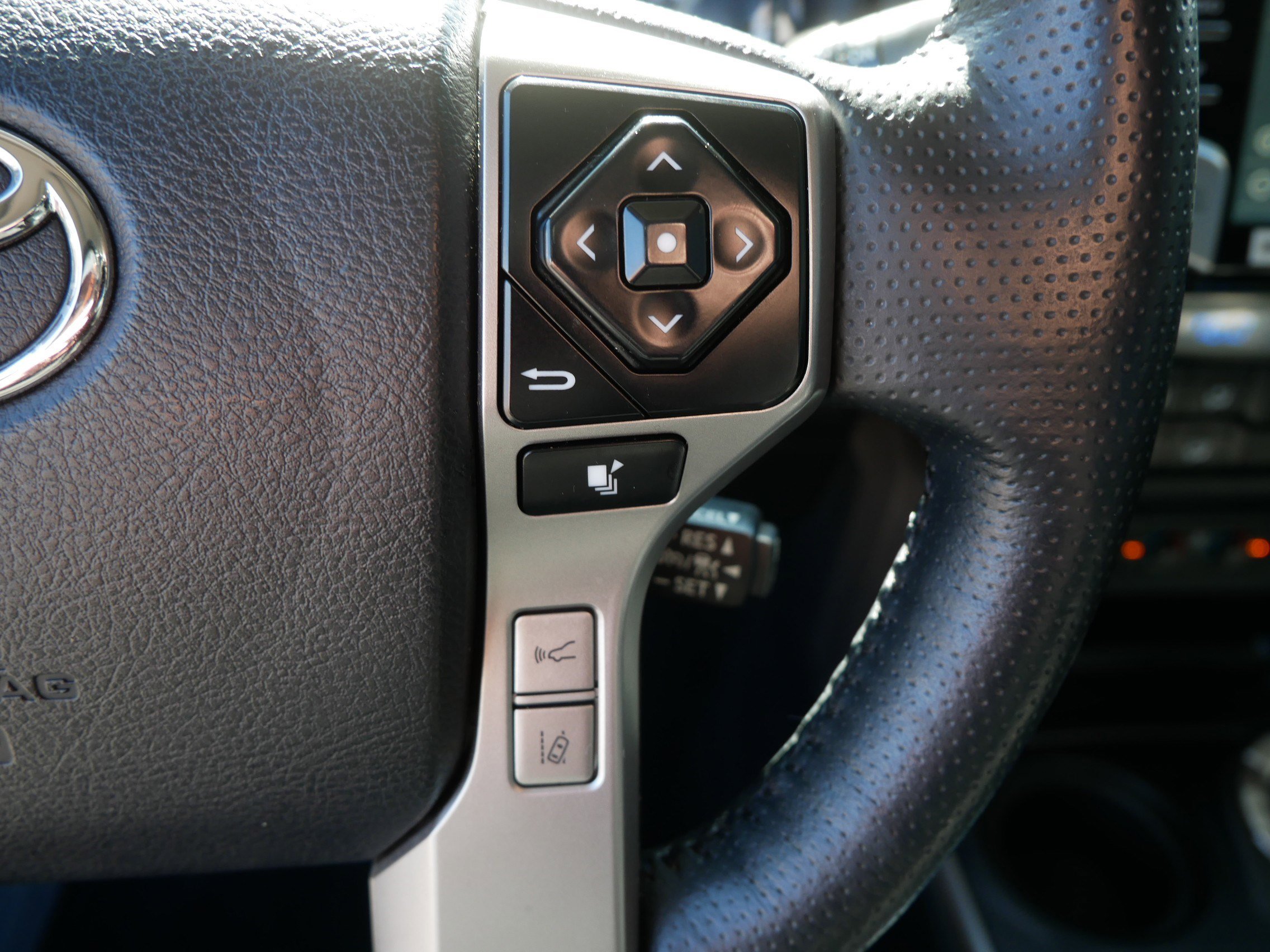 Certified 2024 Toyota 4Runner Limited image 29