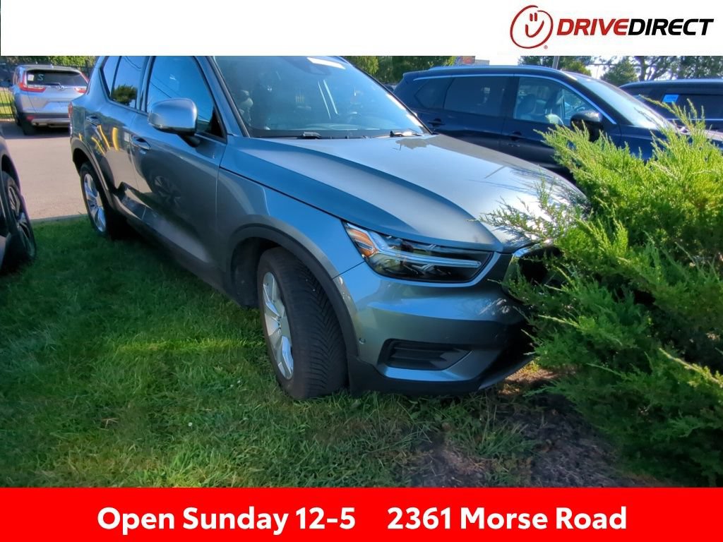 Used 2019 Volvo XC40 T5 Momentum