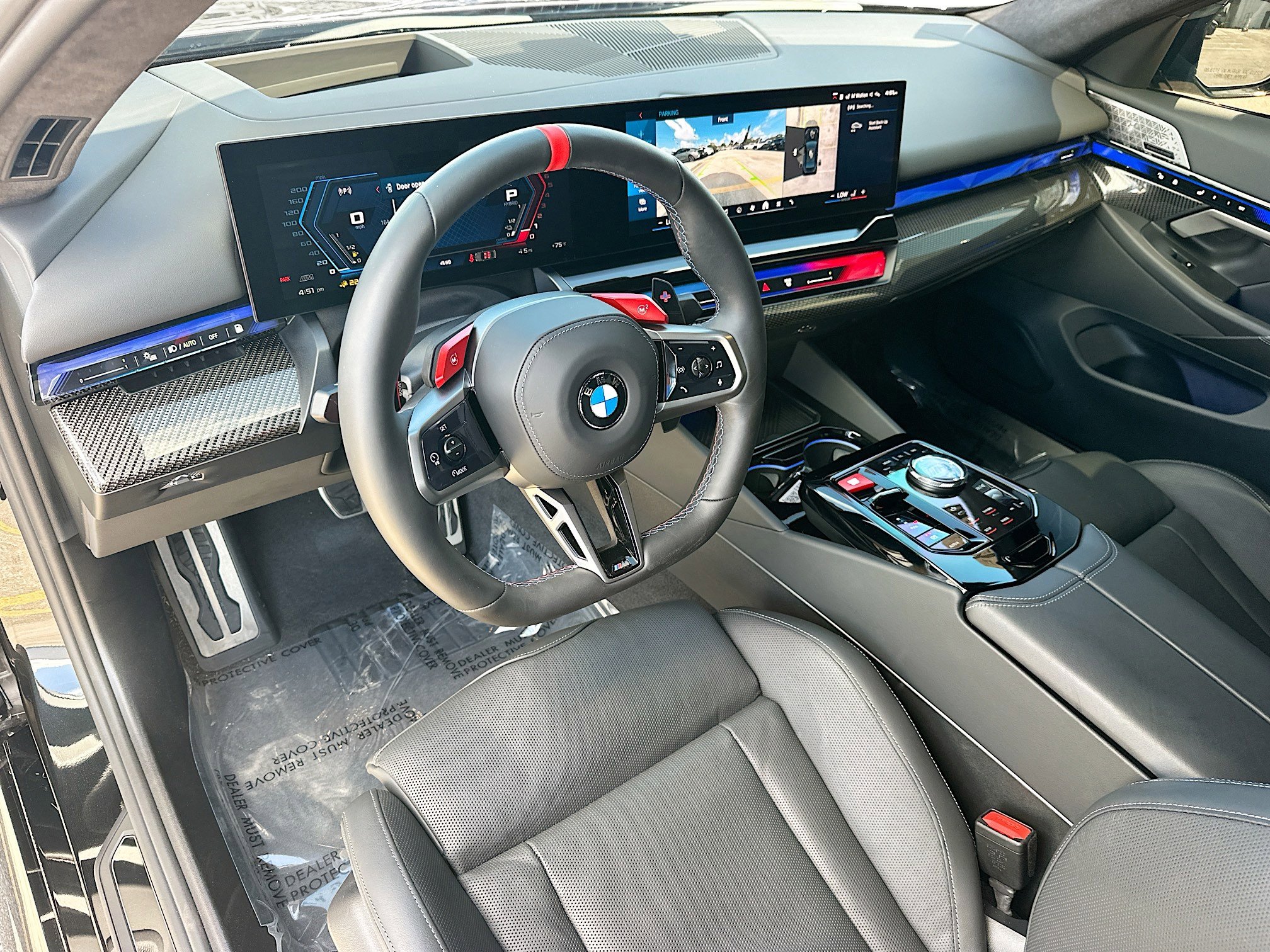 Used 2025 BMW M5 w/ Executive Package image 9