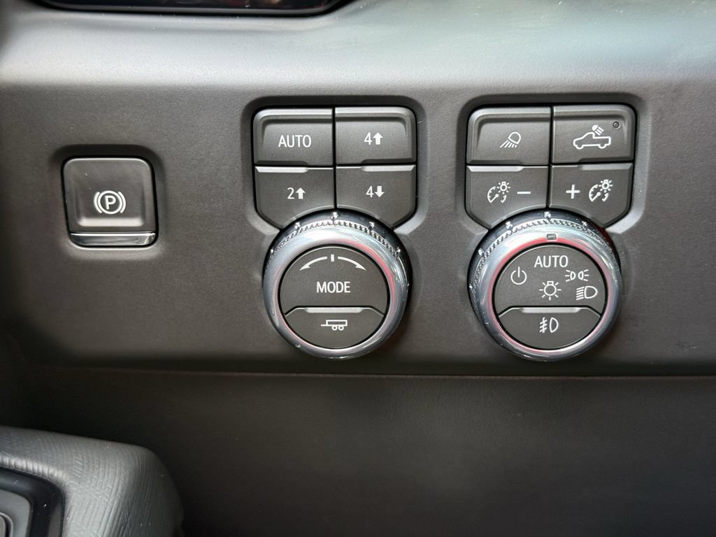 Used 2026 GMC Sierra 1500 AT4X AWD/4WD image 21